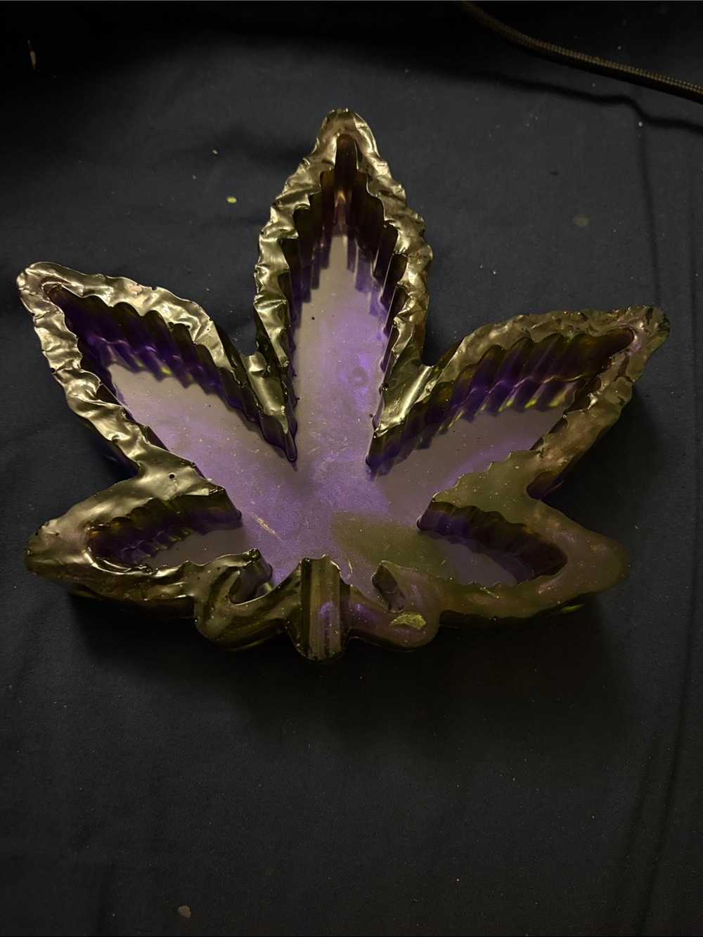 Leaf Shaped Decorative AshTray — Purple and Gold